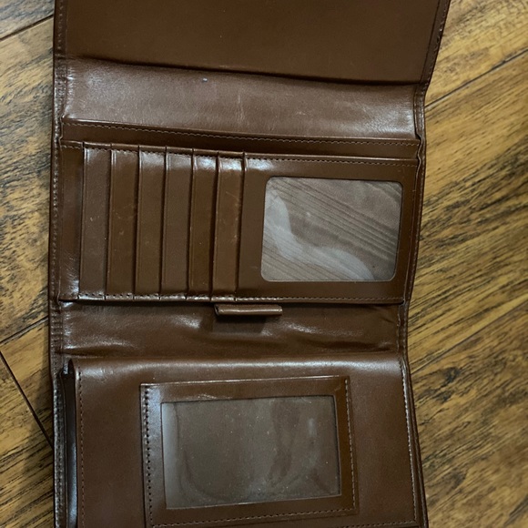 Dooney & Bourke used condition. - Picture 4 of 5